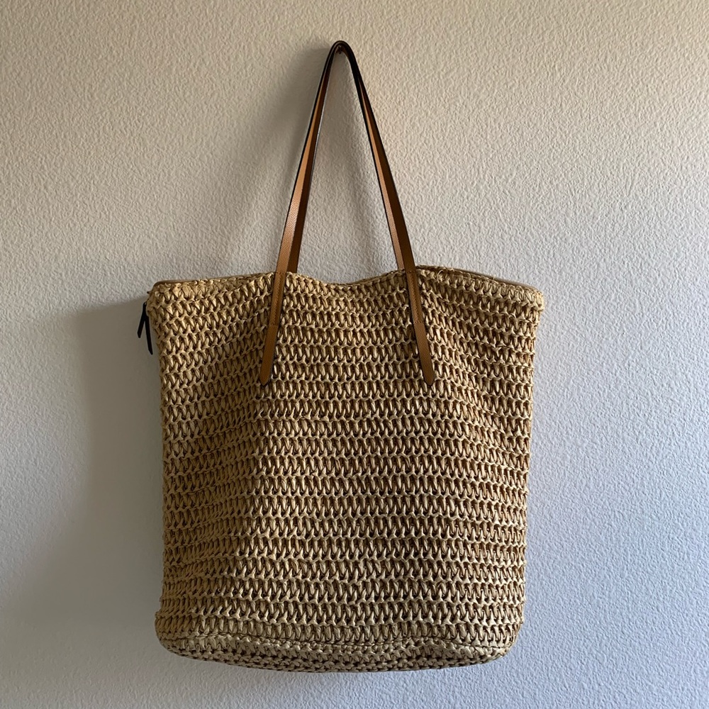 Straw woven basket tote bag purse beach bag farmers market
